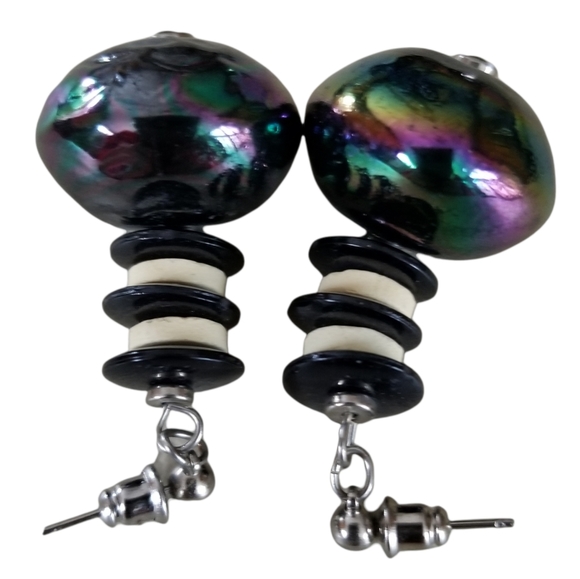 Vintage 1960s Mod Irredescent Beaded Drop Pierced Earrings - Picture 8 of 10